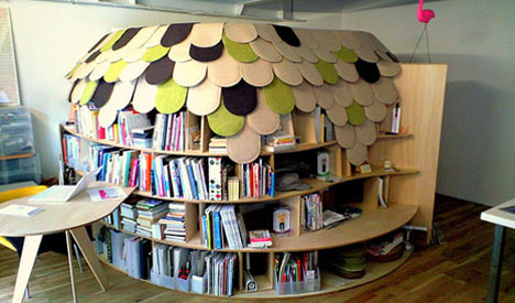 Mueble decorado para biblioteca
