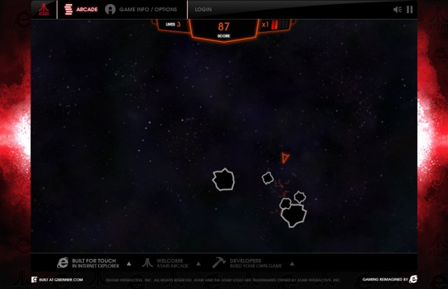 Jugar Atari Arcade - Internet Explorer - Asteroids