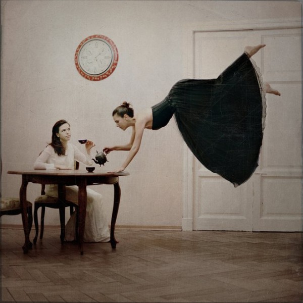 Serie "Distorted Gravity" por Anka Zhuravleva